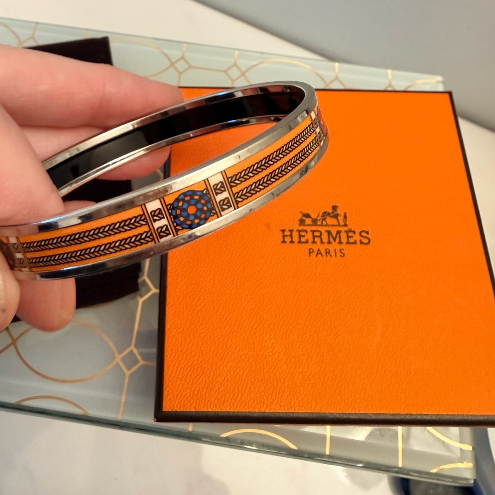 Hermès Narrow Enamel Bangle Bracelet